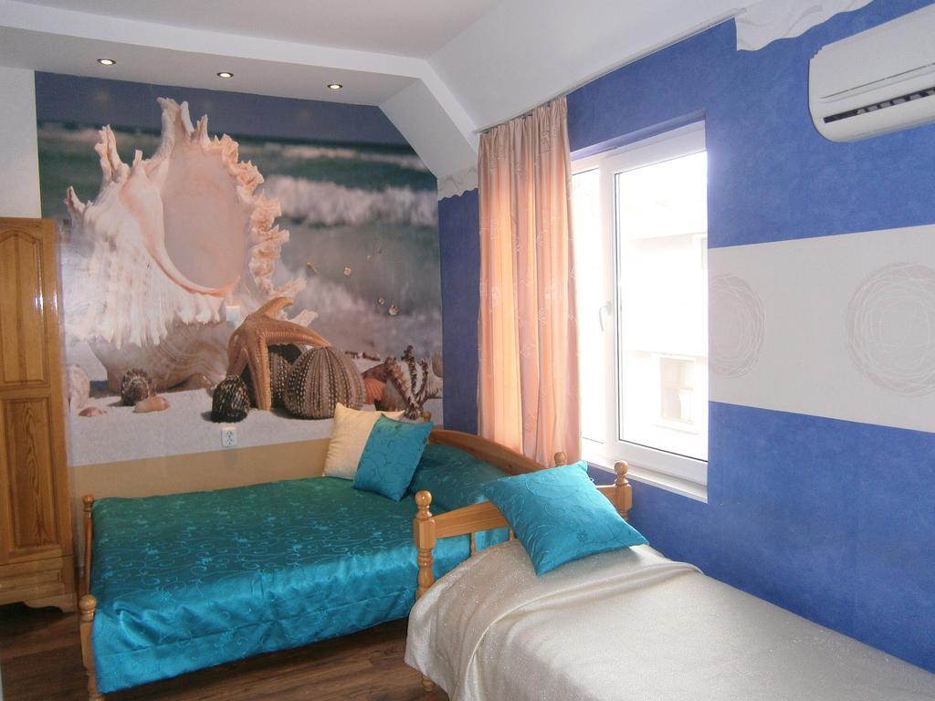 Morska Zvezda Guest House Pomorie Chambre photo