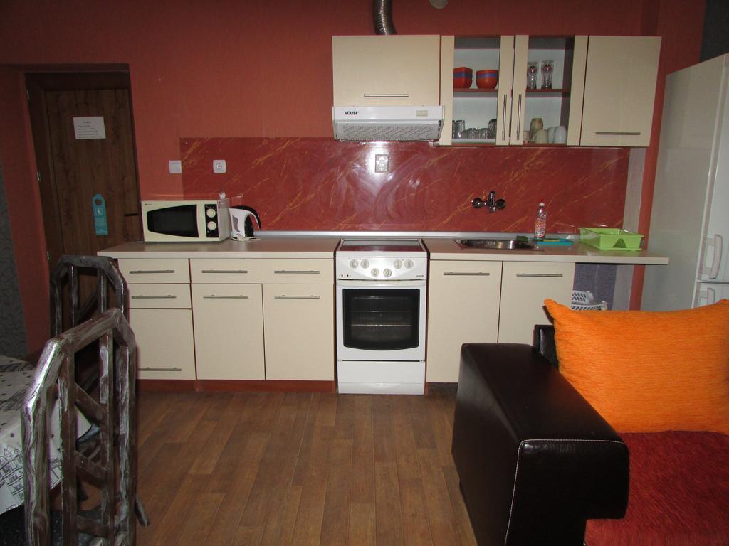 Morska Zvezda Guest House Pomorie Chambre photo