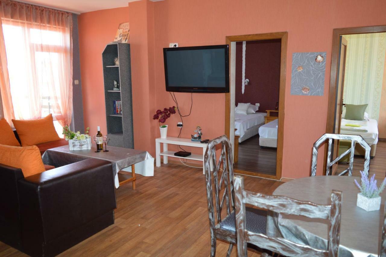 Morska Zvezda Guest House Pomorie Extérieur photo